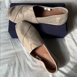 Toms Classic Champagne Slip-ons